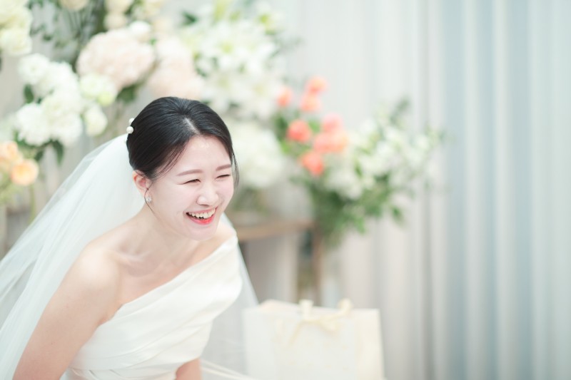 신랑 ♥ 신부 본식 스냅 · 신부대기실
